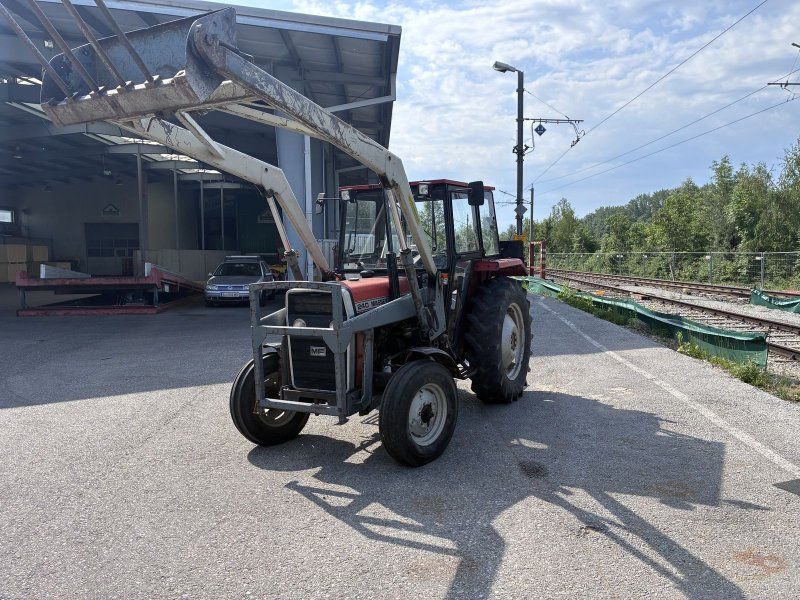 Massey Ferguson 240