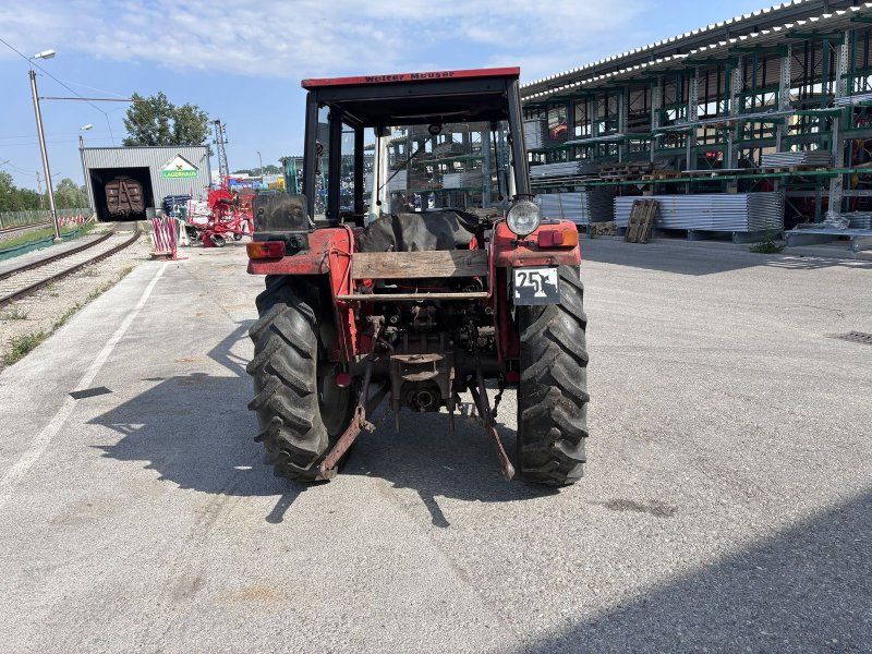 Massey Ferguson 240