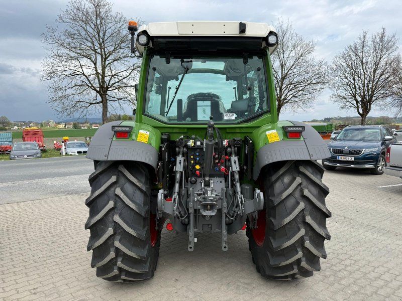 Fendt 211 Vario Profi (Gen3)