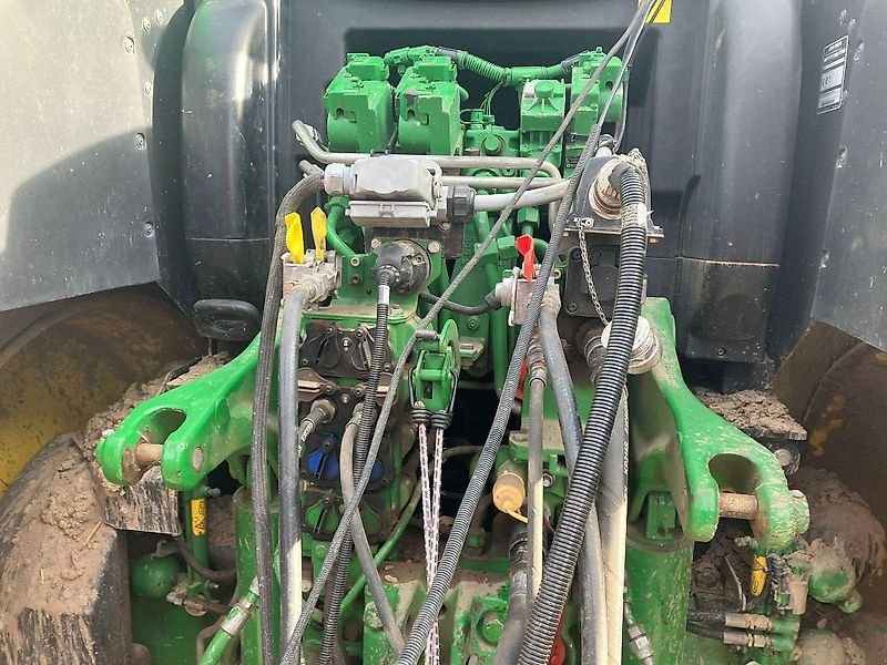 John Deere 6215R *Direct Drive*