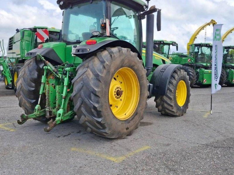 John Deere 8245 r