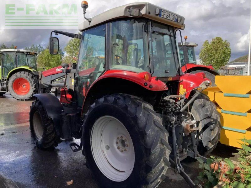 Massey Ferguson 5440 dyna 4 chargeur