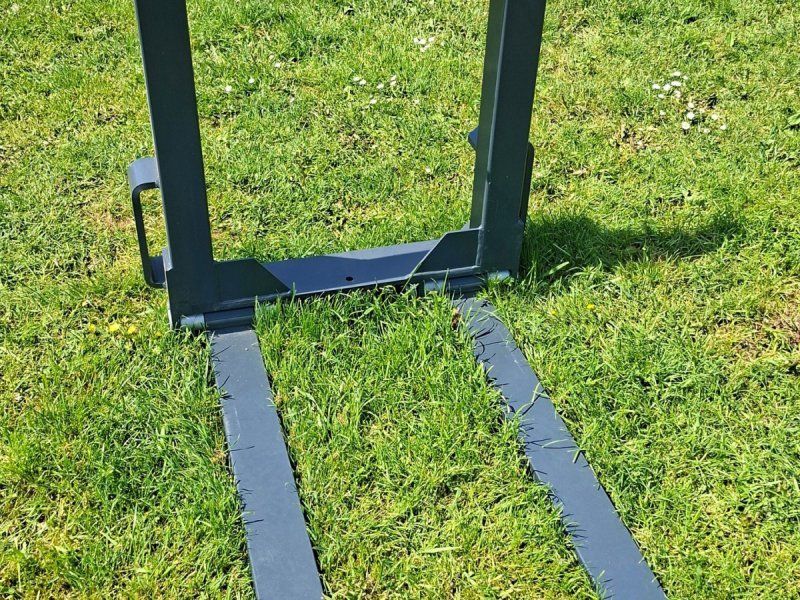 Saphir Pallegafler, 1500 kg.