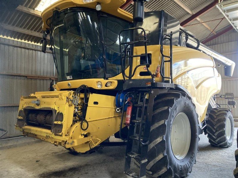 New Holland CR9090 35 fod VF bord og 4wd mm.