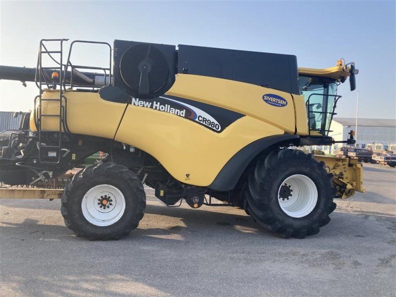 New Holland CR 980