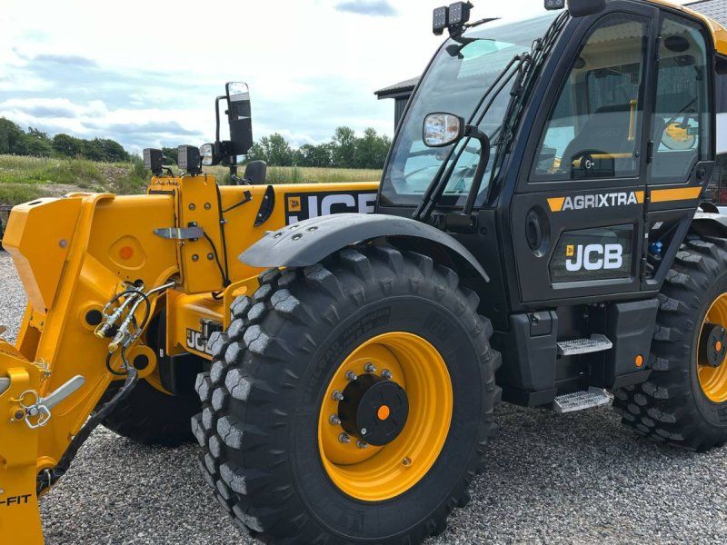 JCB 560-80 AGRI XTRA