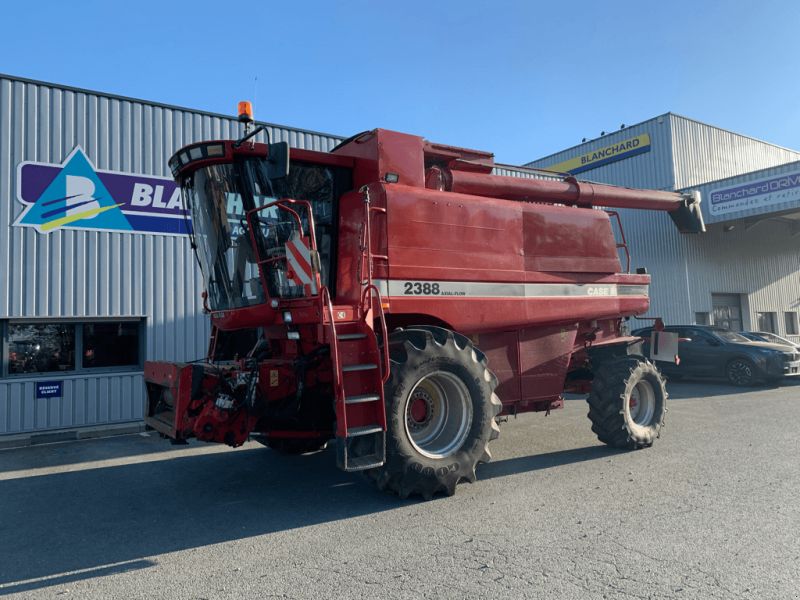 Case IH AXIAL 2388