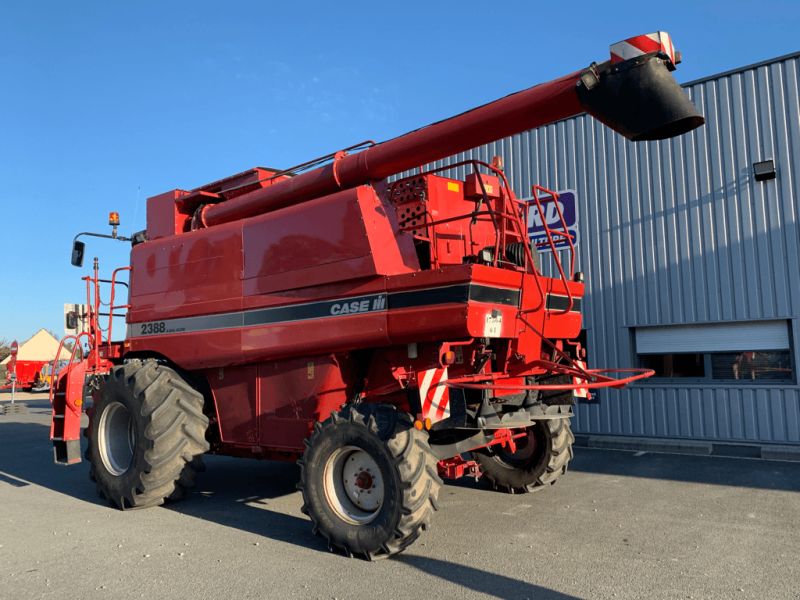 Case IH AXIAL 2388