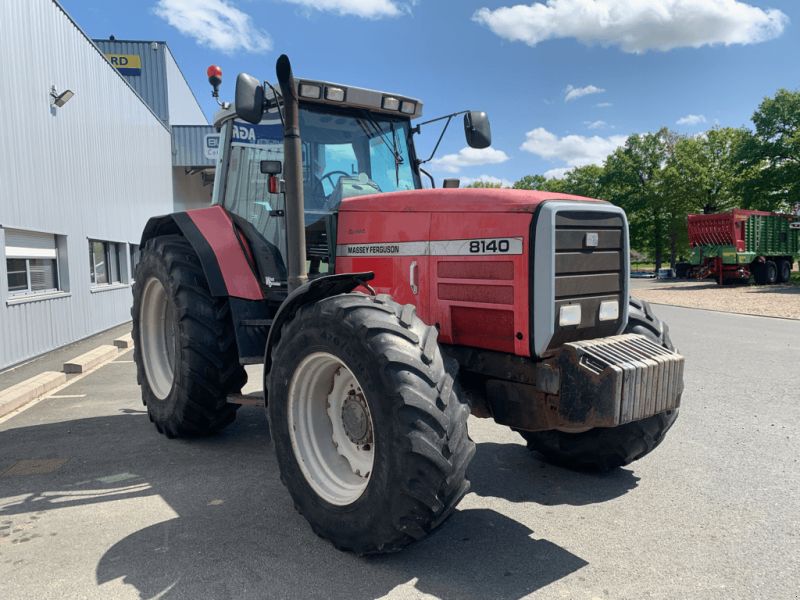 Massey Ferguson 8140 DT