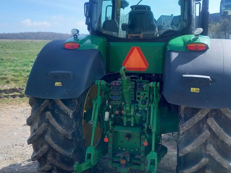 John Deere 7310R