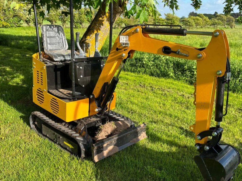 JCB KV12