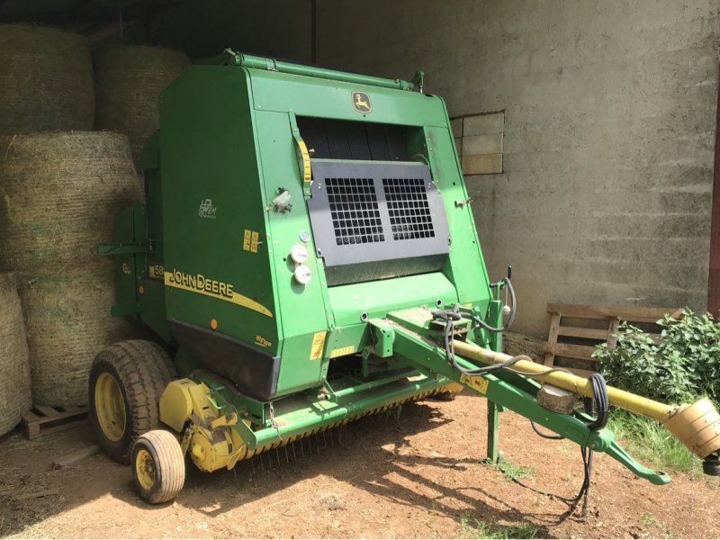 John Deere 582