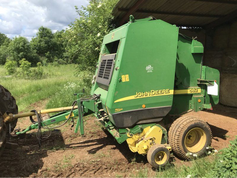 John Deere 582