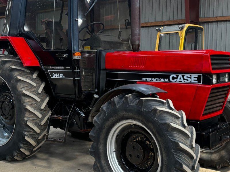 Case IH 844 XL