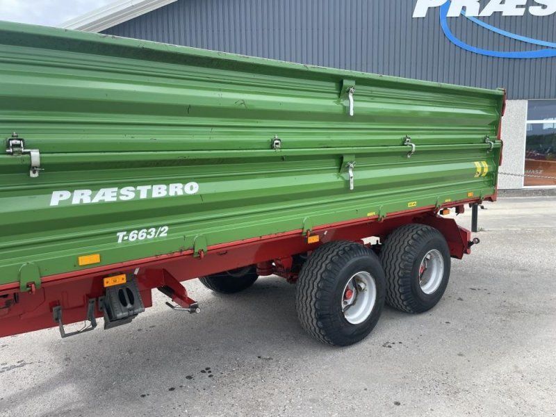 Pronar T663/2 med overbygning
