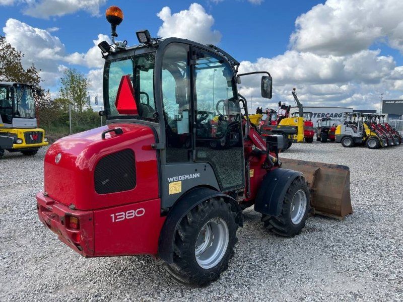 Weidemann 1380