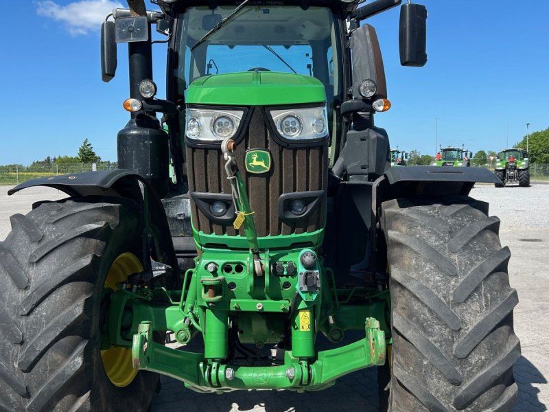 John Deere 6250R