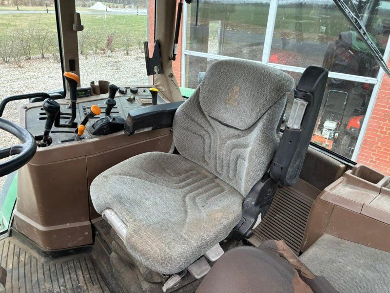 John Deere 7810