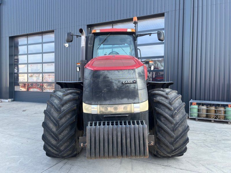 Case IH MAGNUM 235 EP EVOLUTION 235