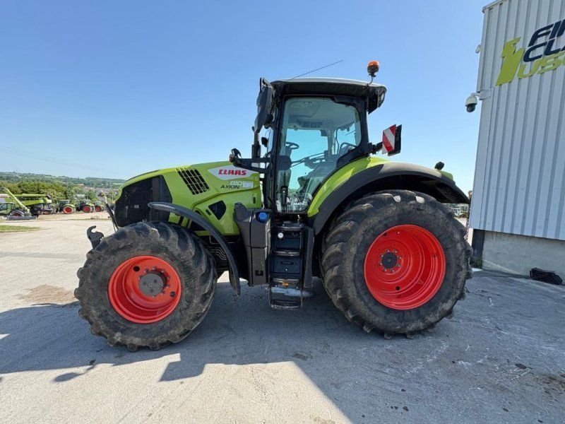 Claas AXION 810