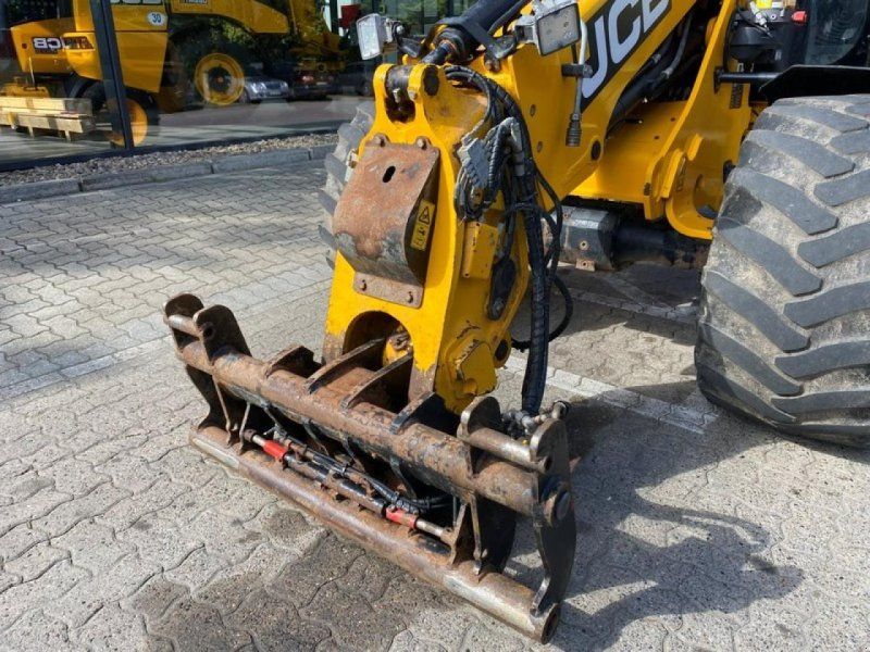 JCB TM 220 TELESKOPRADLADER