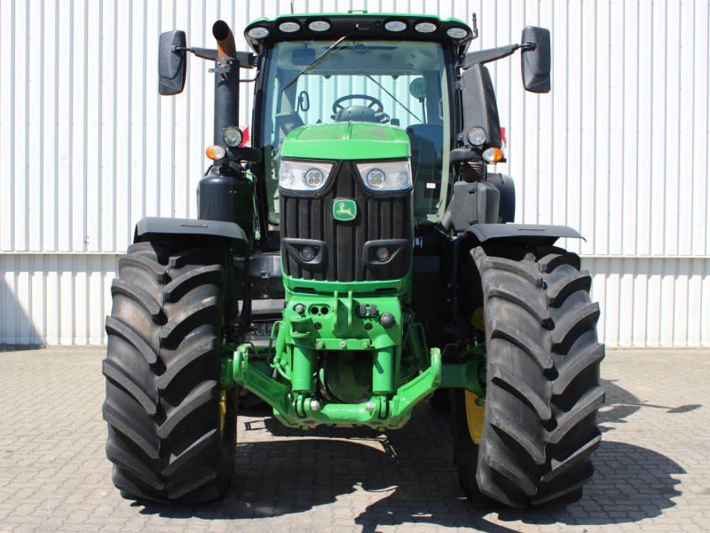 John Deere 6R 250