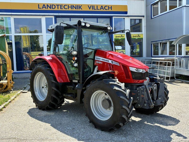 Massey Ferguson 5709 Dyna-4