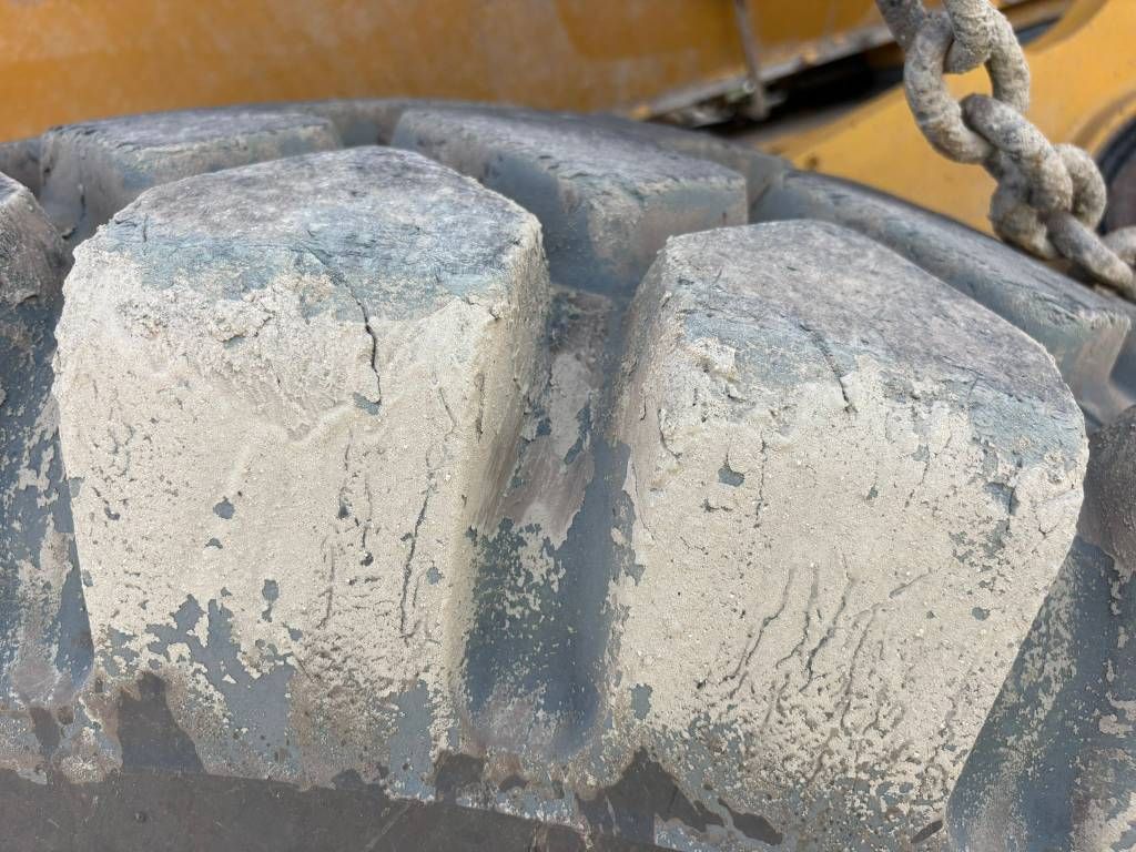 CAT 730C2