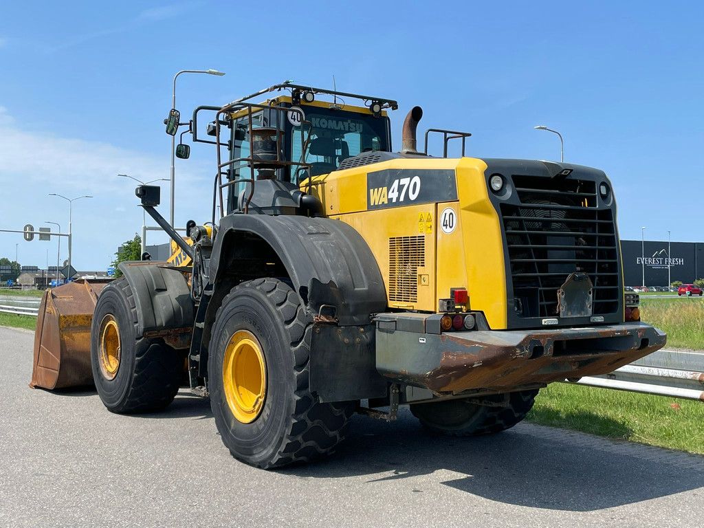 Komatsu WA470-8