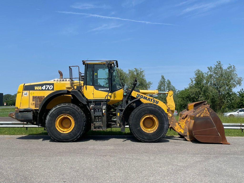 Komatsu WA470-8