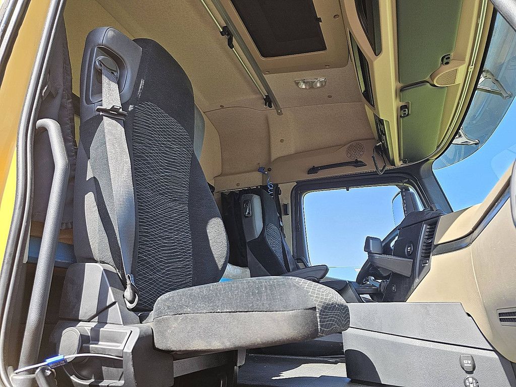 MERCEDES-BENZ ACTROS 1843