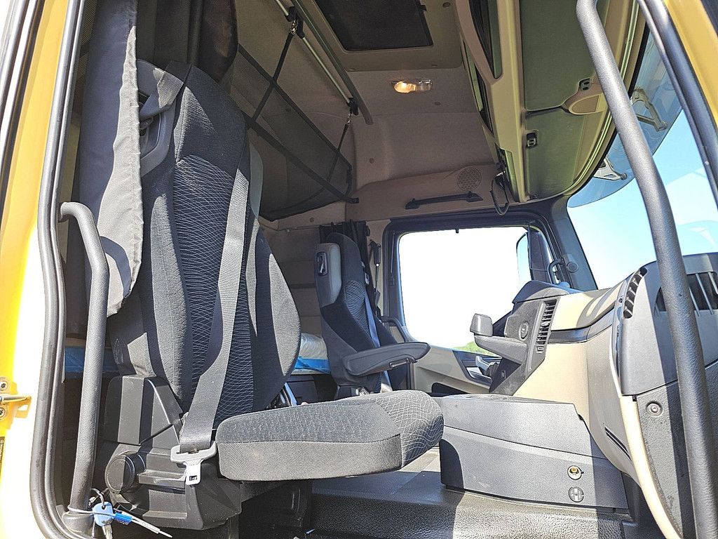 MERCEDES-BENZ ACTROS 1843