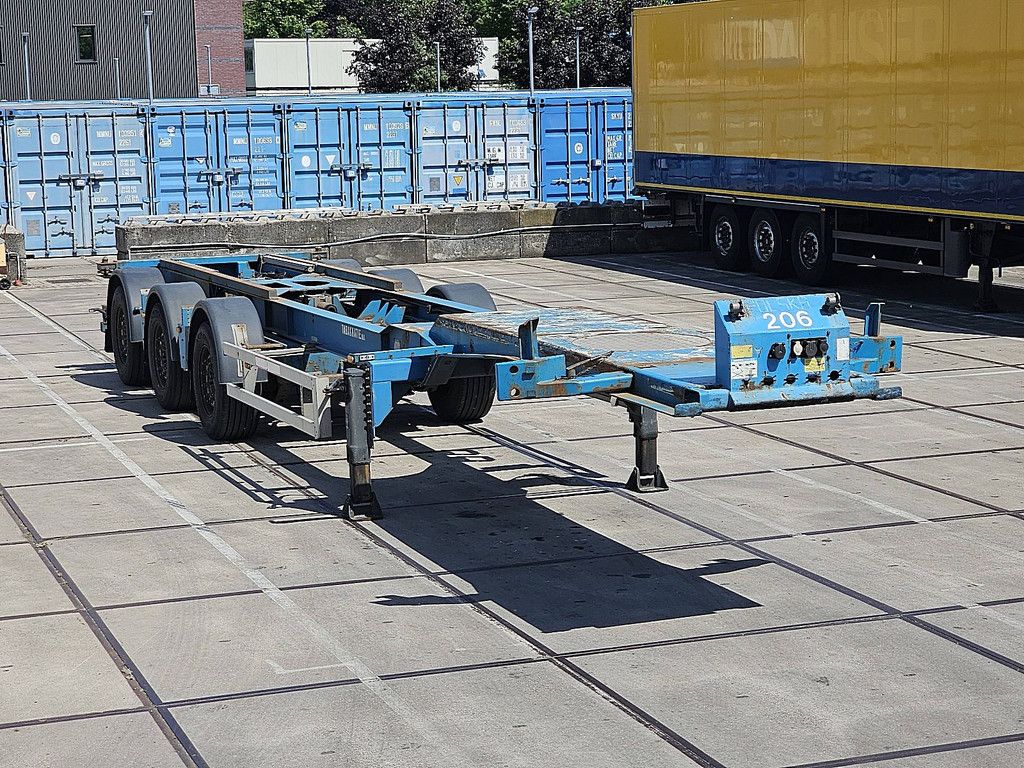 RENDERS CHASSIS PORTMASTER