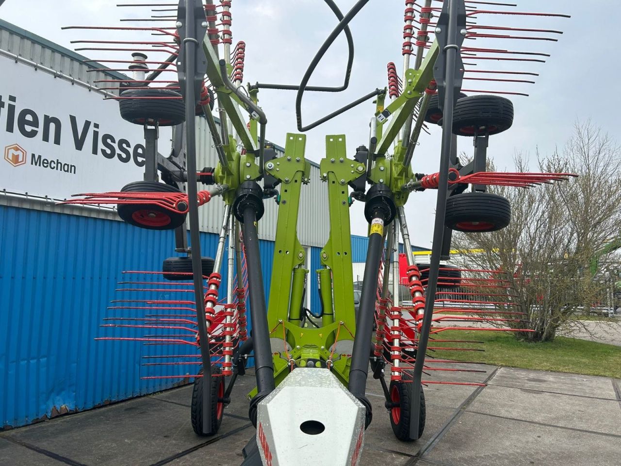 Claas Liner 2600 Trend