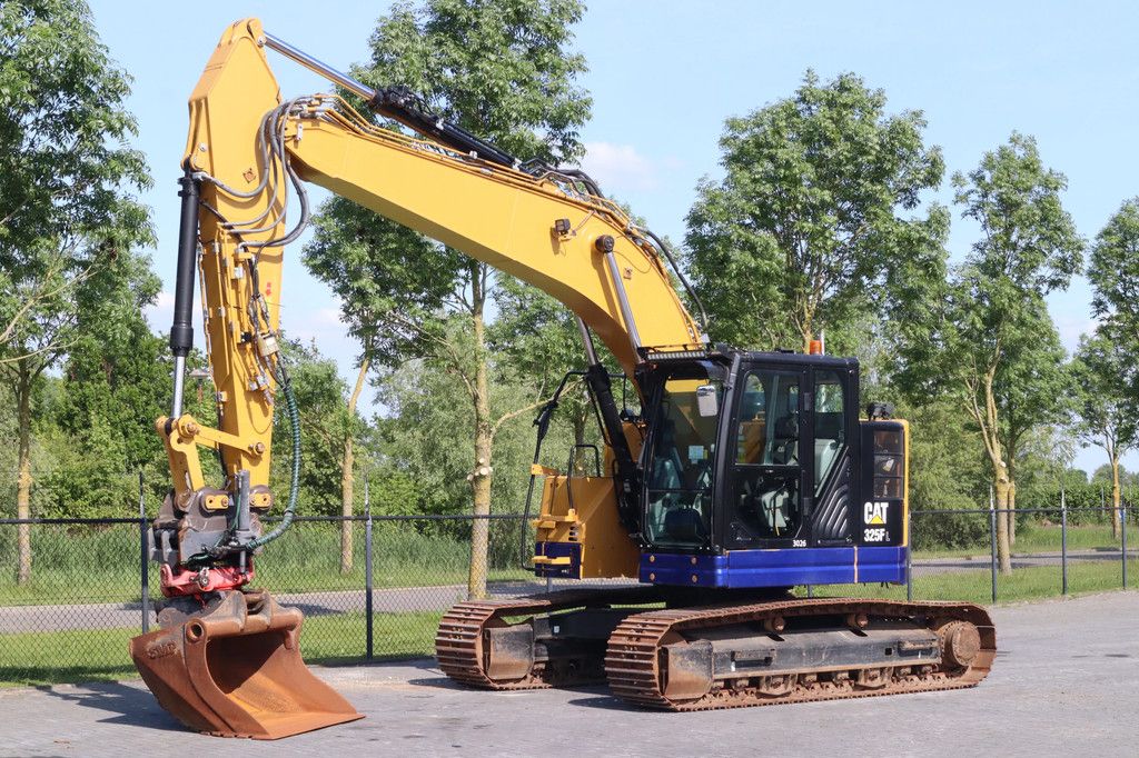 Caterpillar 325 F LCR | ROTOTILT | BUCKET
