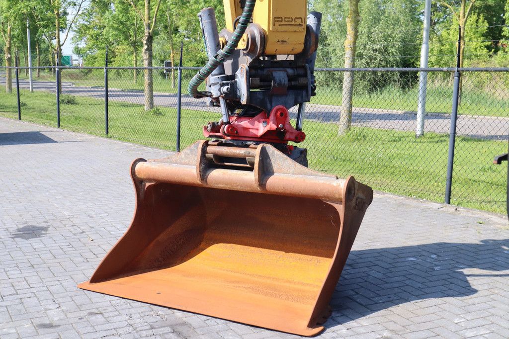 Caterpillar 325 F LCR | ROTOTILT | BUCKET