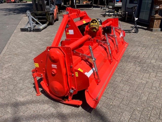 Nieuwe MASCHIO SC280 bodemfrees met werkbreedte van 2,8 m