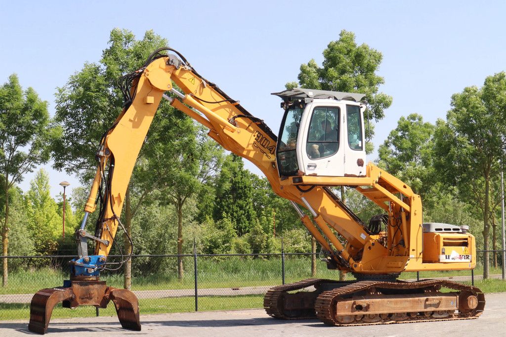 Liebherr R904 C HDSL | SORTING GRAB