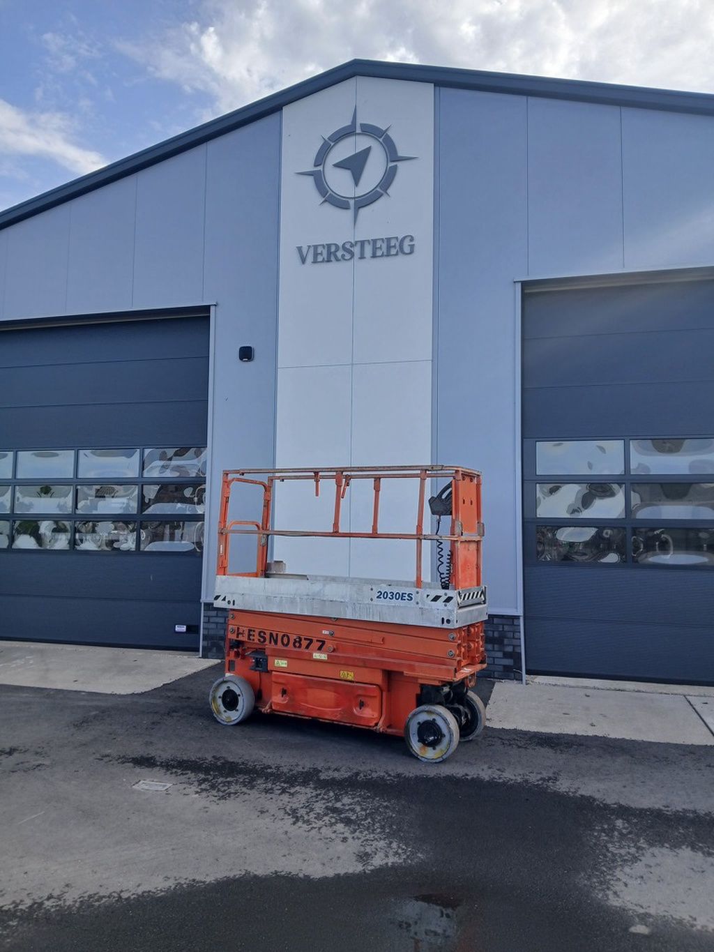JLG 2030ES