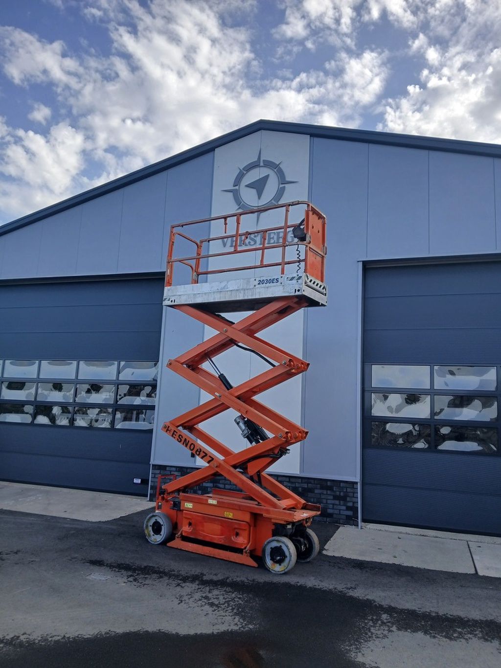 JLG 2030ES