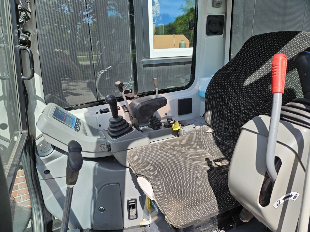 Takeuchi TB216