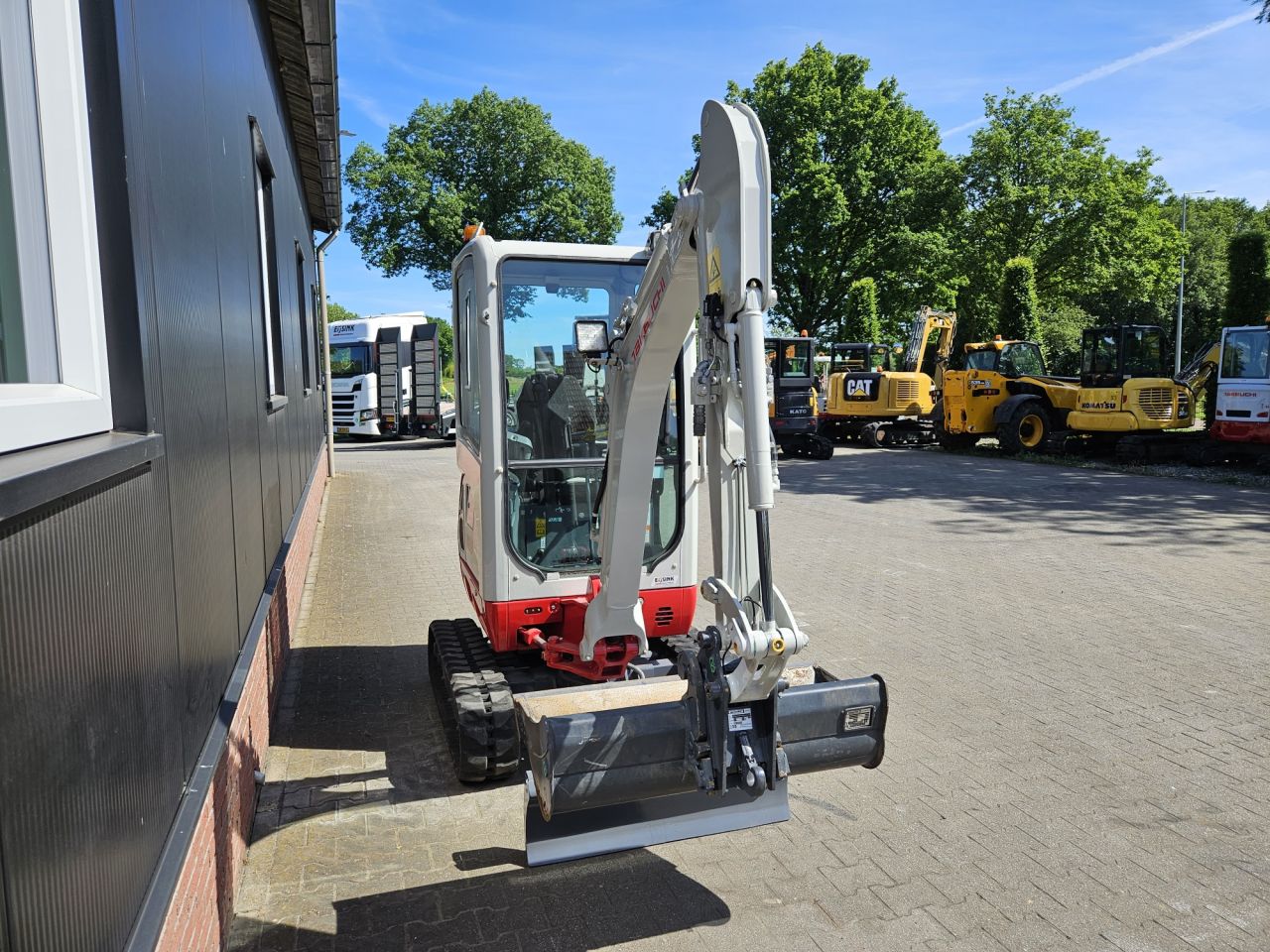 Takeuchi TB216