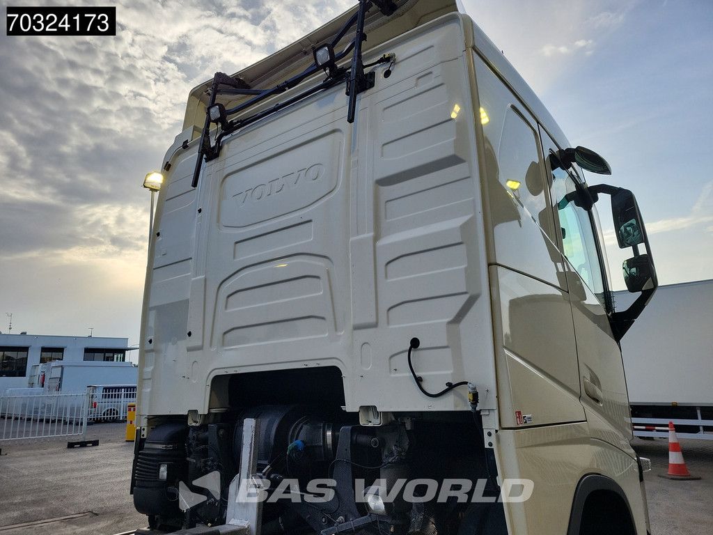 Volvo FH 500 6X2 BDF Full Air 2000kg Ladebordwand Lift+Steering axle Retarder Alcoa's