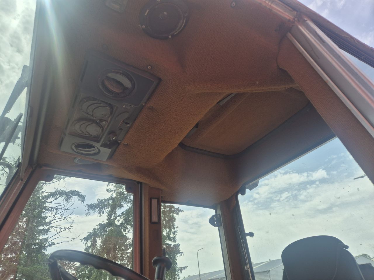 Massey Ferguson 675