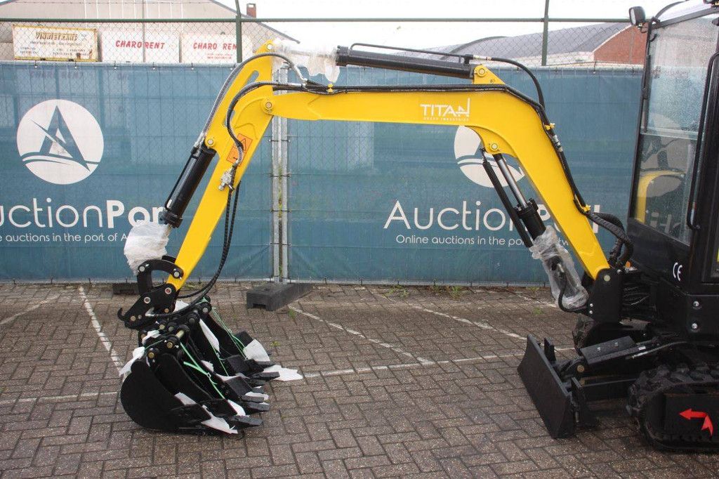 Titan TE25 Diesel Mini Excavator 18.2kW 2025 New