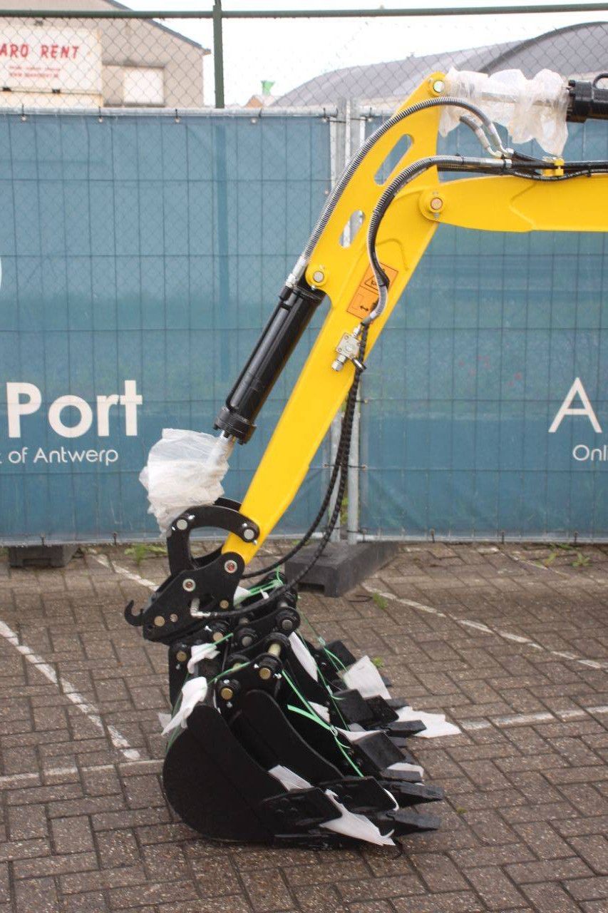 Titan TE25 Diesel Mini Excavator 18.2kW 2025 New