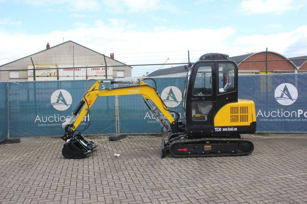 Titan TE30 Diesel-Minibagger 18,2 kW 2025 Neu