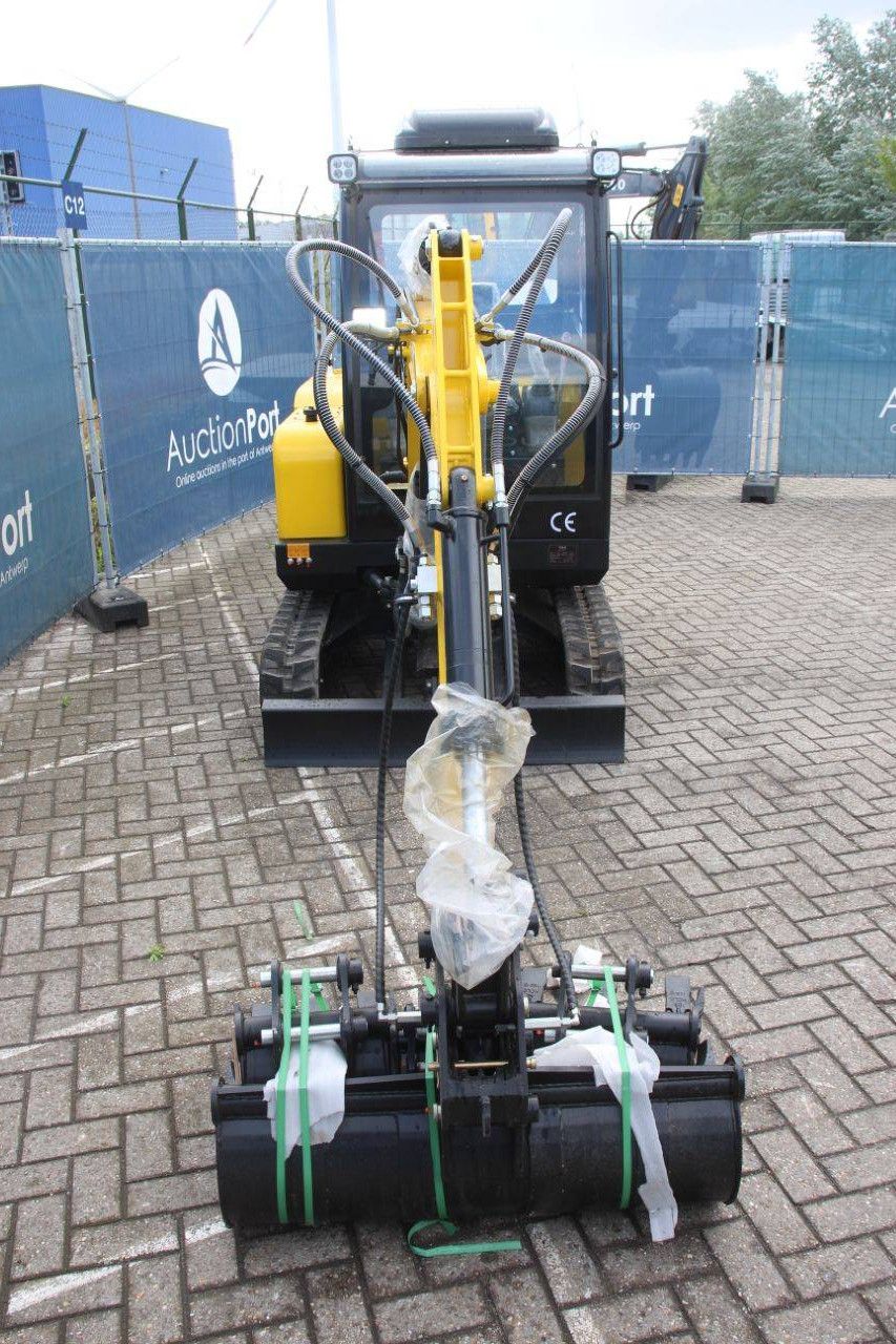 Titan TE30 Diesel-Minibagger 18,2 kW 2025 Neu