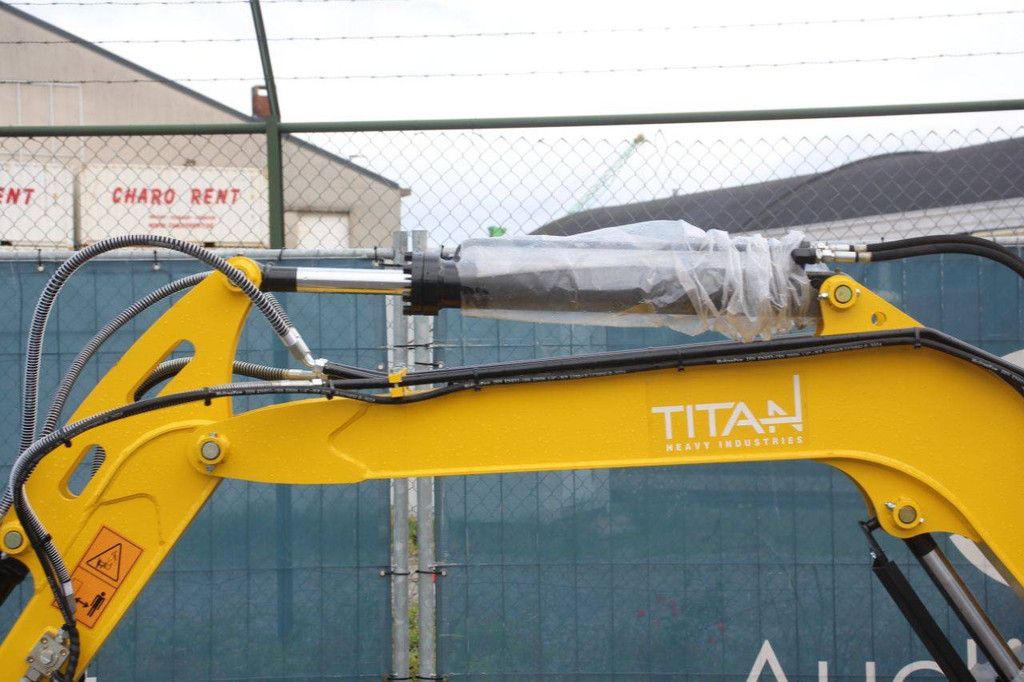 Titan TE30 Diesel-Minibagger 18,2 kW 2025 Neu