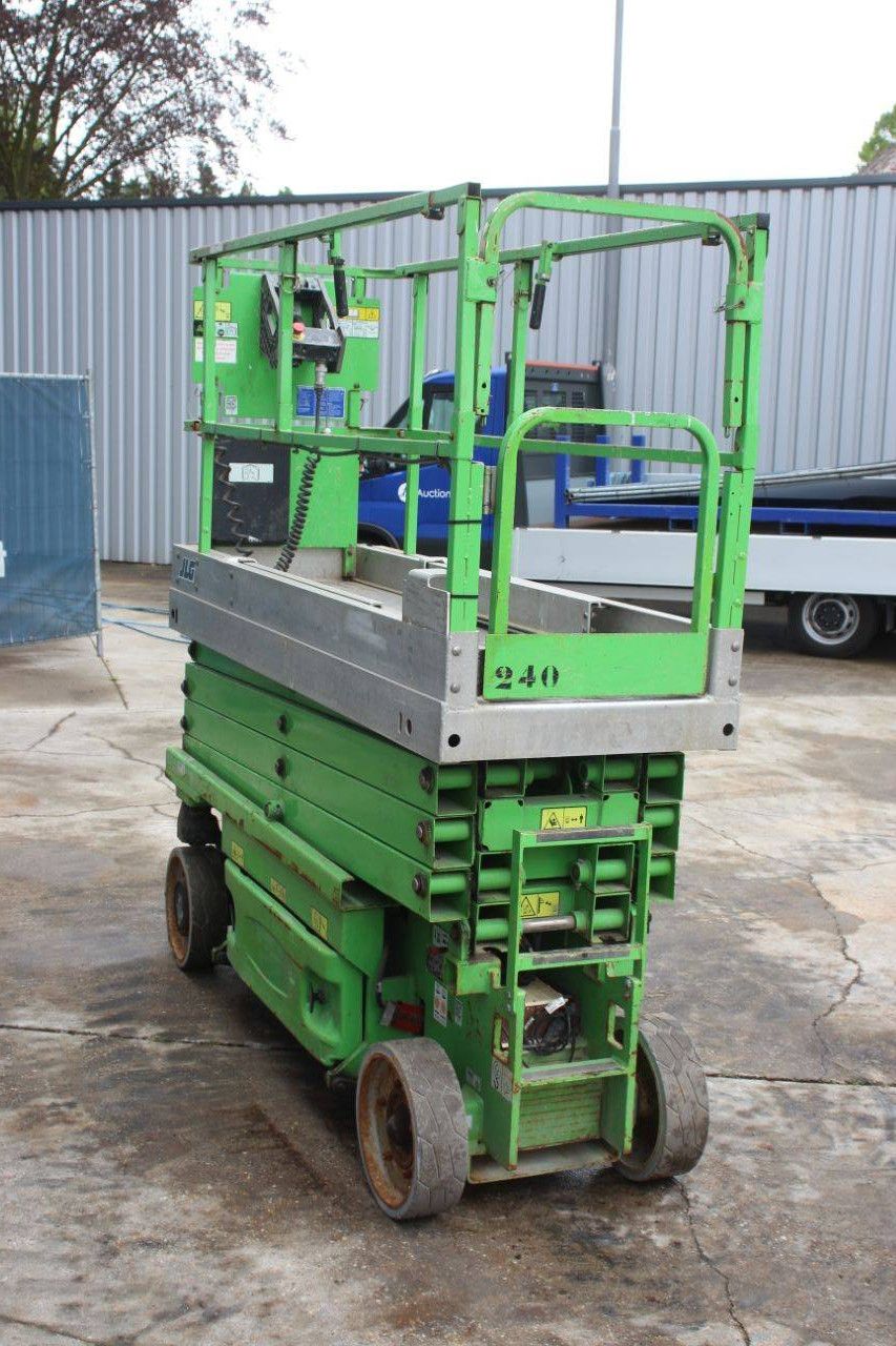Scherenbühne JLG 2630 ES Electric 9,8 m 2012